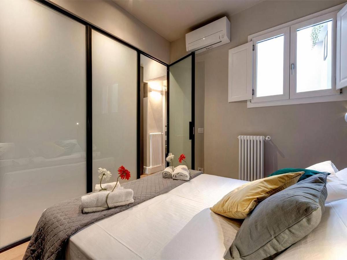 Apartment Santa Croce Luxury Flat In The Center With Kitchen